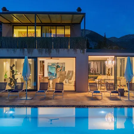 Dama - Luxury Escape * Avola