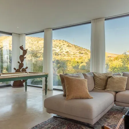 Dama - Luxury Escape * Avola