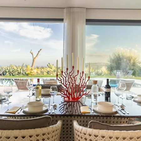 Dama - Luxury Escape