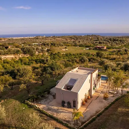 Dama - Luxury Escape * Avola